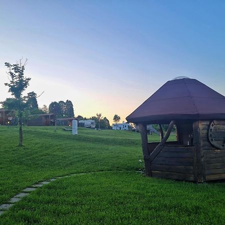 فندق Camp The Sunrise Hill بيفكا المظهر الخارجي الصورة