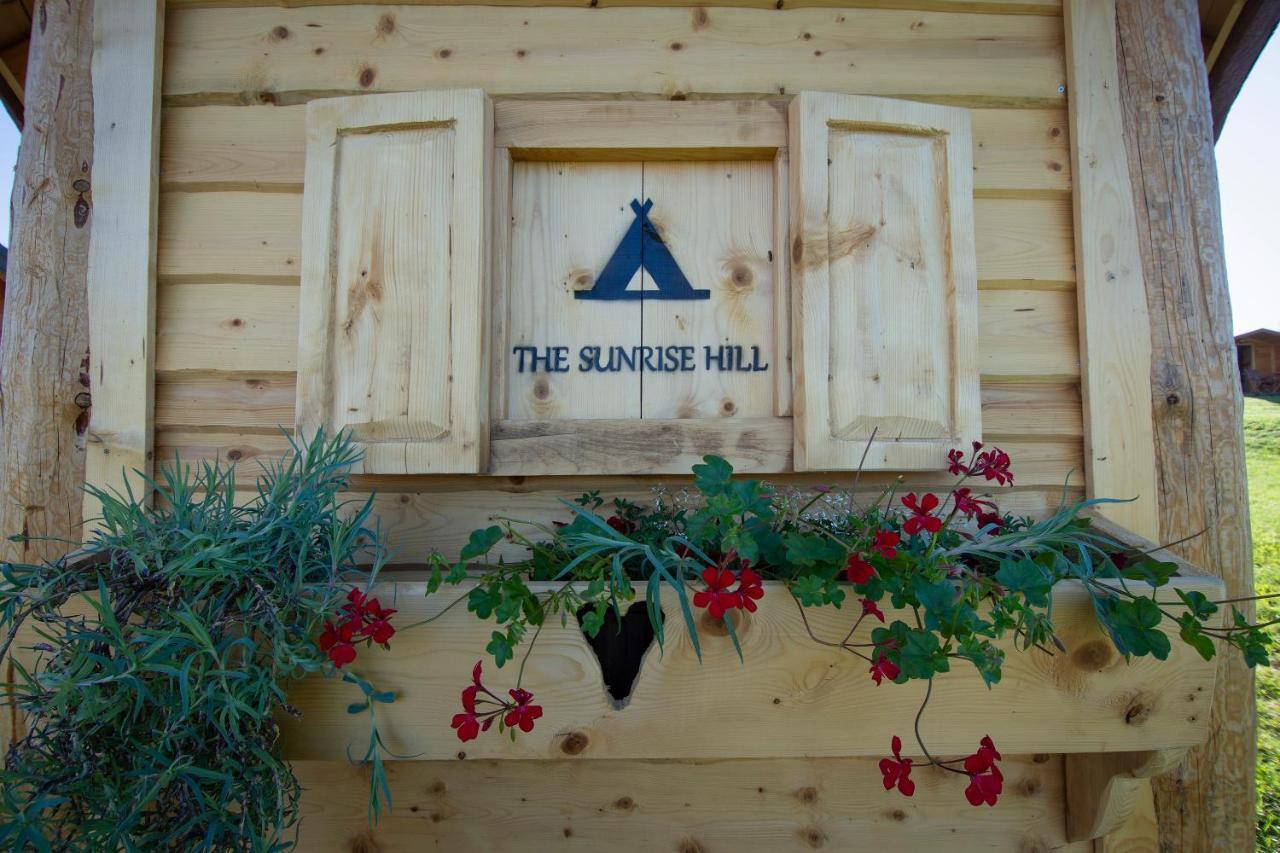فندق Camp The Sunrise Hill بيفكا المظهر الخارجي الصورة