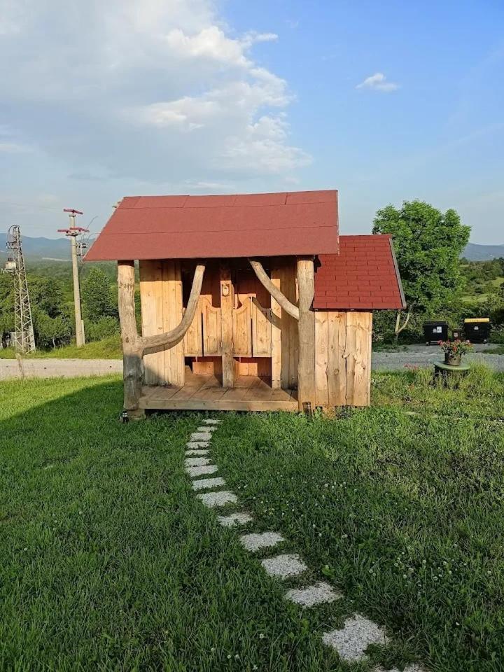 فندق Camp The Sunrise Hill بيفكا المظهر الخارجي الصورة